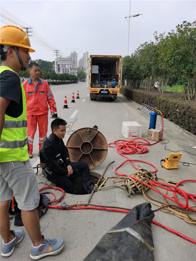 陈场镇翻衬法管道修复技术主要工序
