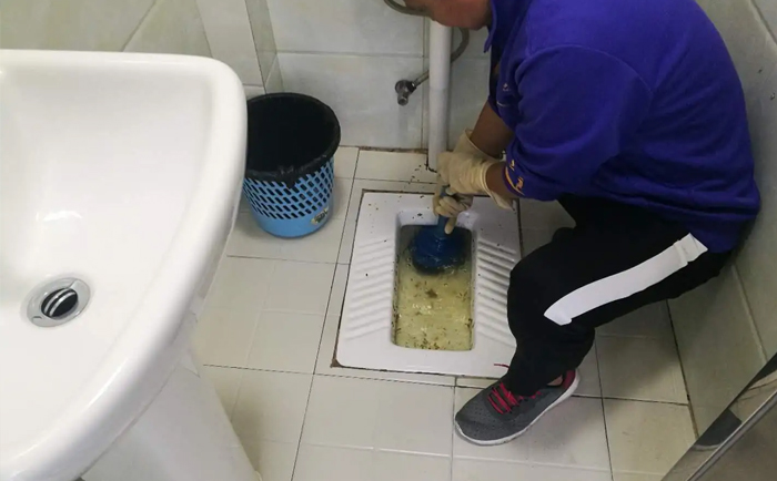 陈场镇疏通蹲坑